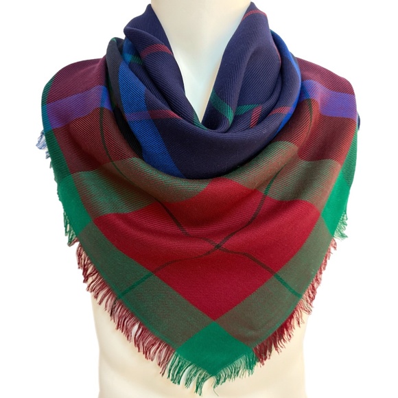 🇯🇵 Vera Tartan Plaid Square Scarf – Made in Japan – Acrylic with Fringe - Picture 8 of 12